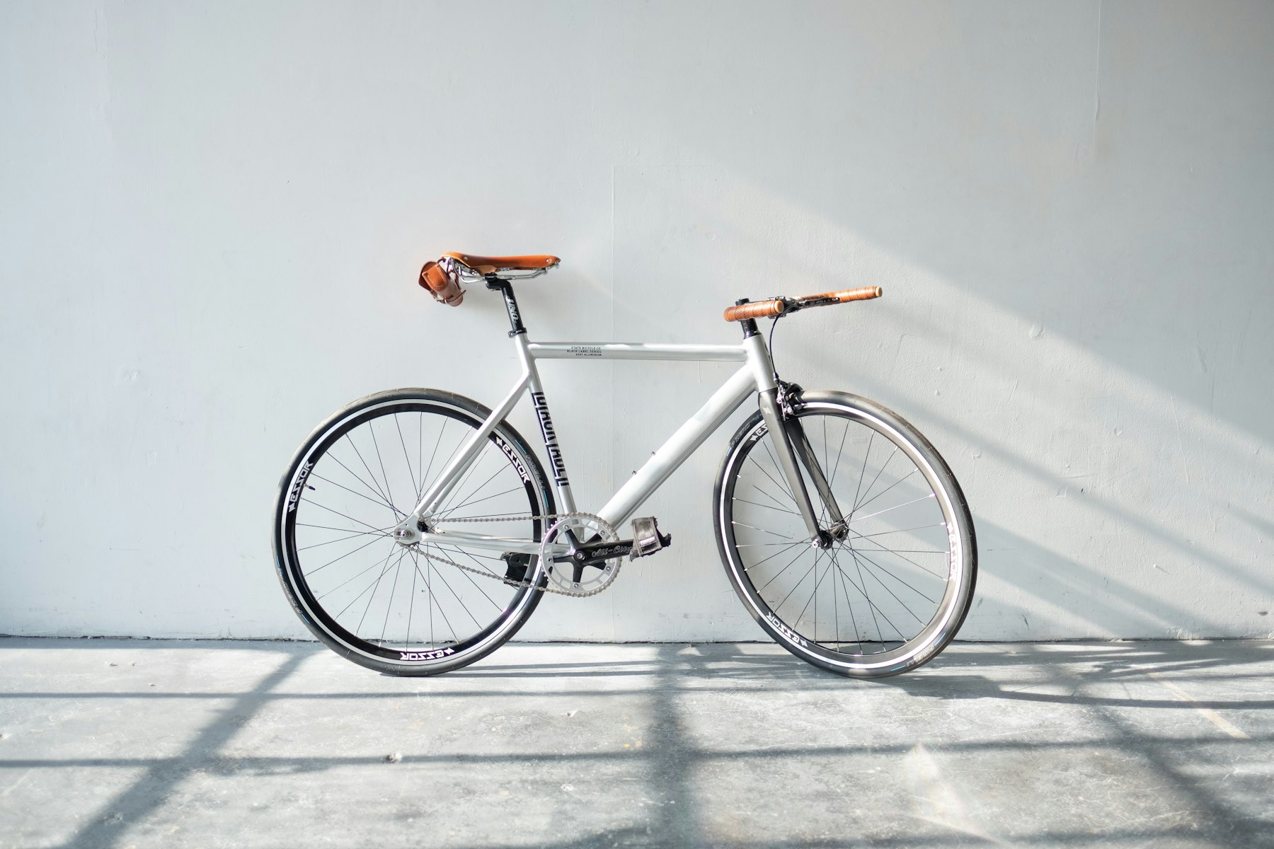 Rider on Ridge e-bike